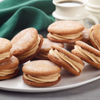 Double-Stuffed Gingerbread Cookies