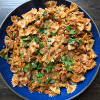 Bow Tie Pasta with Sun-Dried Tomato Pesto