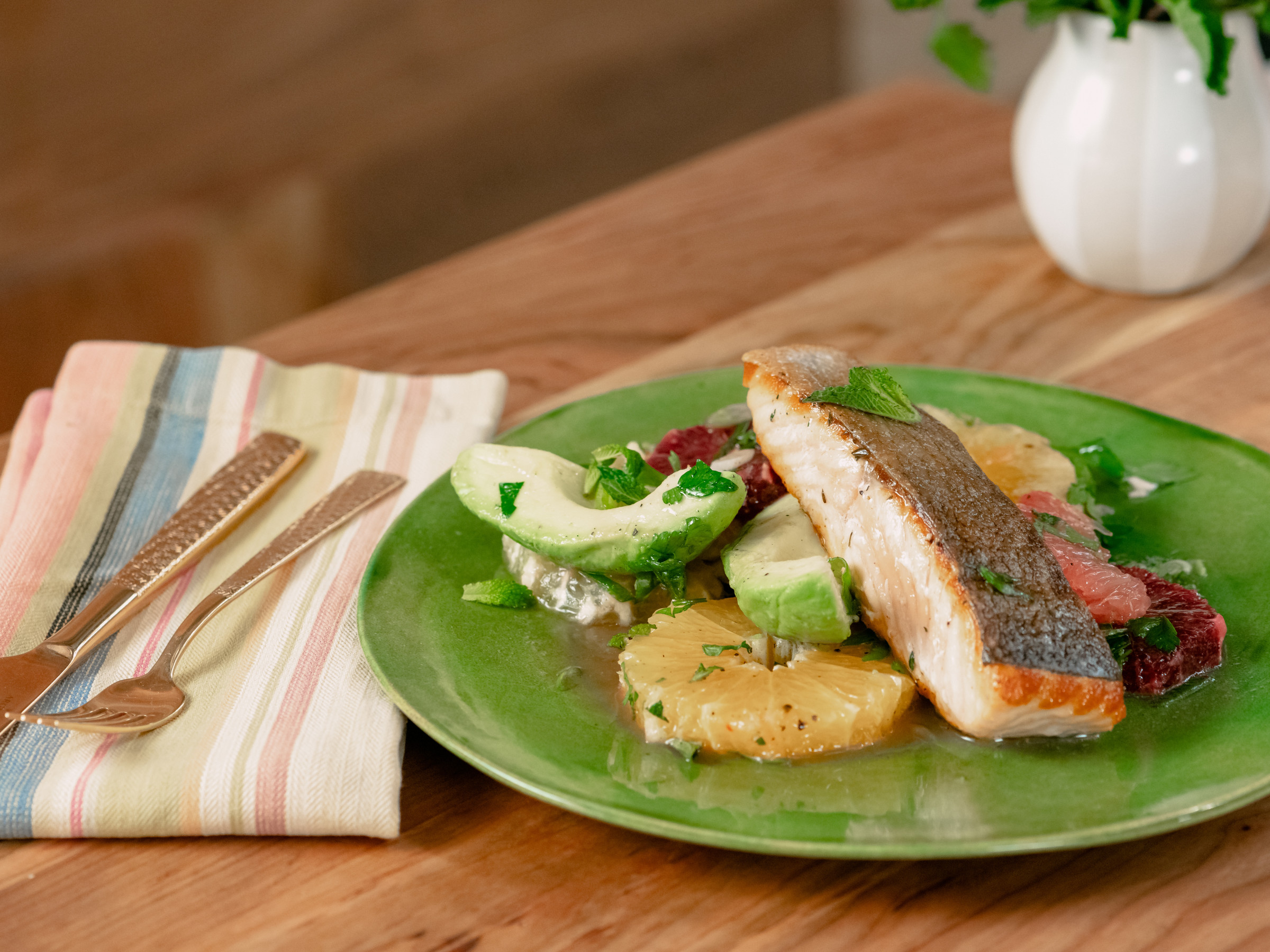 Crispy Salmon With Citrus And Avocado Salad