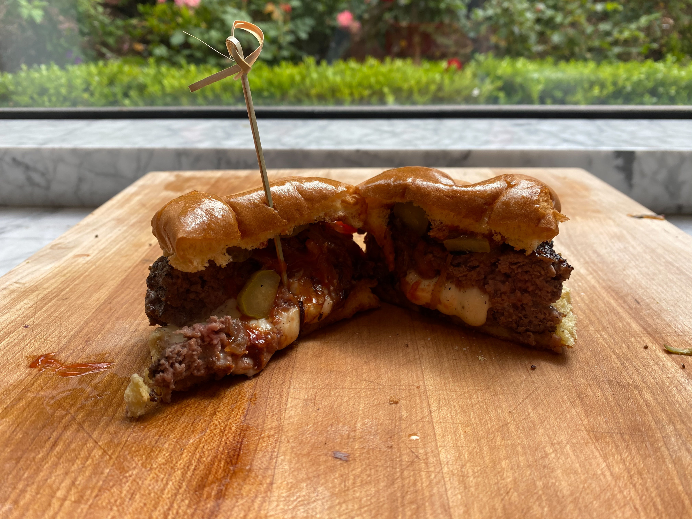minneapolis bar burgers juicy lucy burgers minneapolis bar burgers juicy lucy burgers